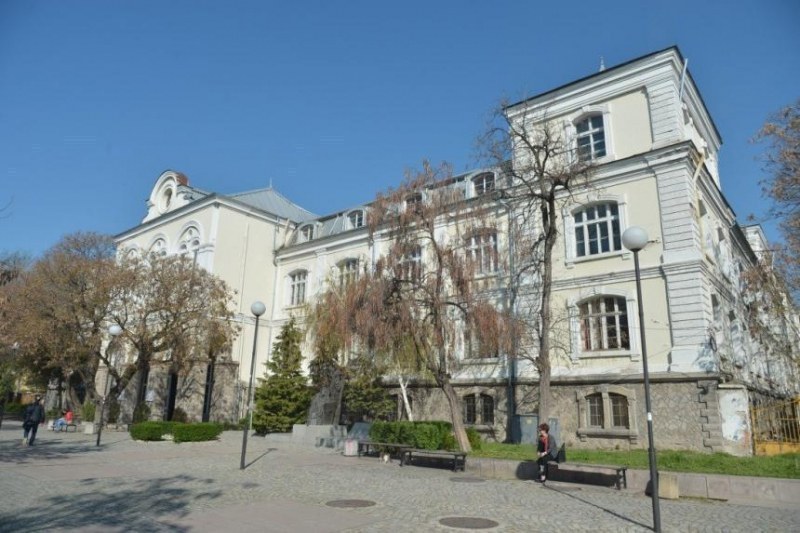 Кметът на район Централен“ Георги Стаменов подписа договора за възлагане