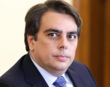 Асен Василев: Минималната заплата ще бъде променена от 1 януари 2024 година