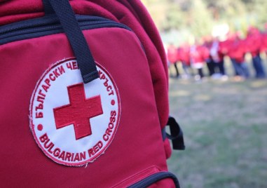Българският Червен кръст БЧК никога не е събирал не събира