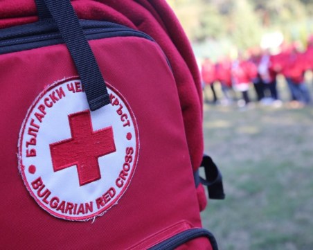 Измамници събират пари от името на Българския червен кръст