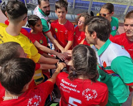 Отборът на България по хокей на трева съставен основно с пловдивчани се класира за финала на Special Olympics