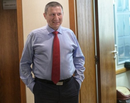 Сарафов поиска достъп до главната прокуратура, докато Гешев още е там