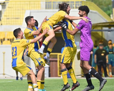 Ясен е финалът на Botev Cup, мачът е днес на Колежа