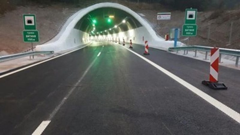 Ограничават движението в тръбата за Варна на тунел „Витиня
