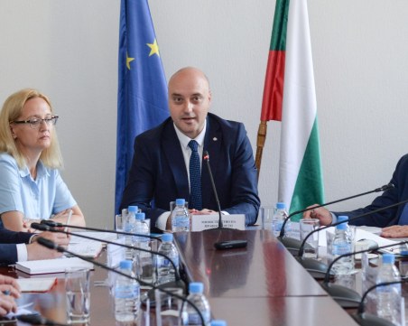 Атанас Славов с амбиция конституционните реформи да започнат през юли