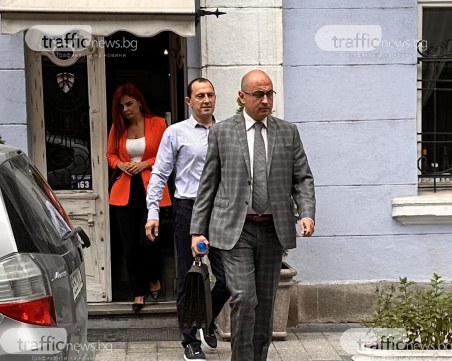 Ральо Ралев се изправи пред съда в Пловдив, поиска да се отложи делото