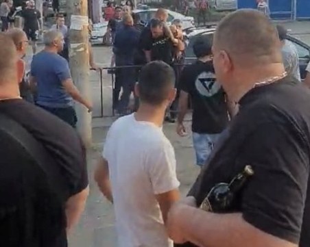 Обвиниха един от участниците в масовия бой в „Люлин