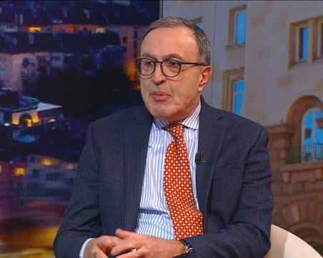 Петър Стоянов: Няма друга страна, чието общество е враждебно разделено заради войната