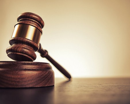 Проверяват прокурора по 