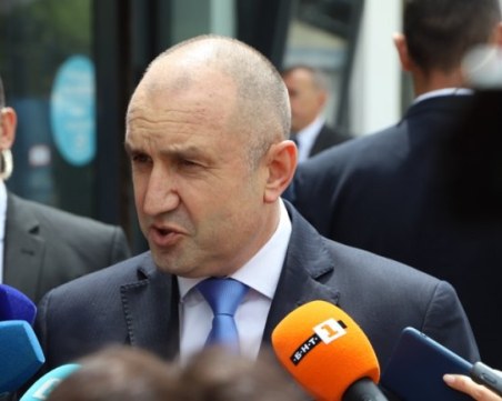 Радев: Никой не може да гради своята съвременна идентичност върху антибългарска основа