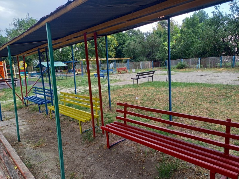 Облагородиха детска площадка в Северен