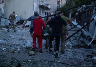 Руски въздушен удар унищожи популярен пица ресторант в Краматорск Загинали