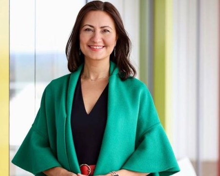 Новият български еврокомисар Илиана Иванова ще отговаря за иновациите, културата и младежта