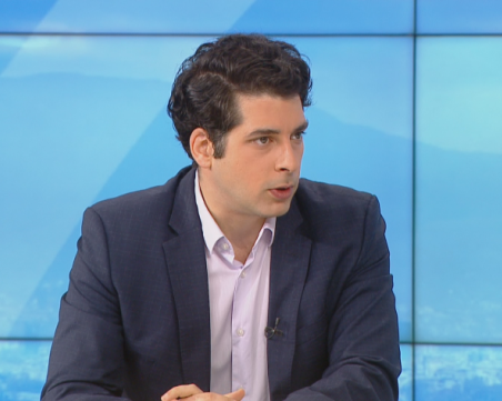 Пеканов за бюджета: Добре е, че са заложен 3% дефицит и социалните плащания