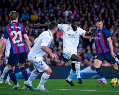 УЕФА може да изхвърли Барселона от Шампионската лига