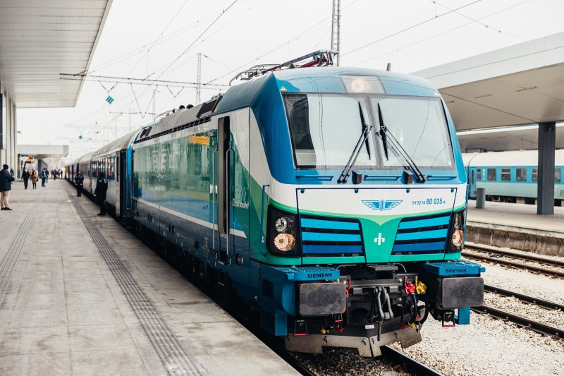 Два допълнителни нощни влака през Пловдив към Бургас ще пътуват през летния сезон