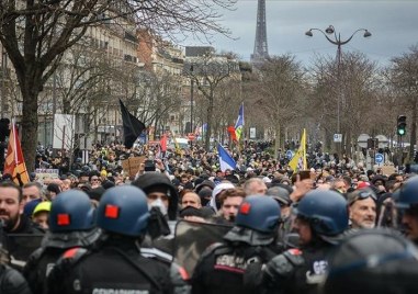 Около 40 000 полицаи ще бъдат разположени в цяла Франция