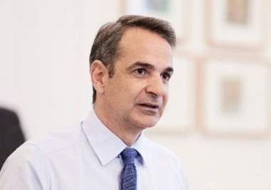 Гръцката брегова охрана е спасила хиляди хора в морето и