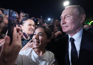 Руската държавна телевизия показа президентът Владимир Путин на среща с