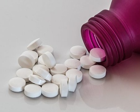 Извършват спешна доставка на животоспасяващо лекарство за страдащи от рядко заболяване