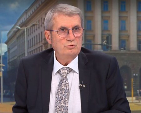 Проф. Хинков: Оптимизация на разходите може да намали доплащането от страна на пациентите
