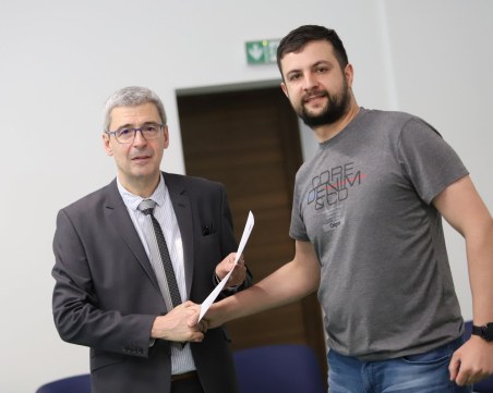 Млад пловдивски лекар премина курс за оказване на помощ по въздух