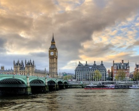 Великобритания започва да таксува българите на влизане в страната