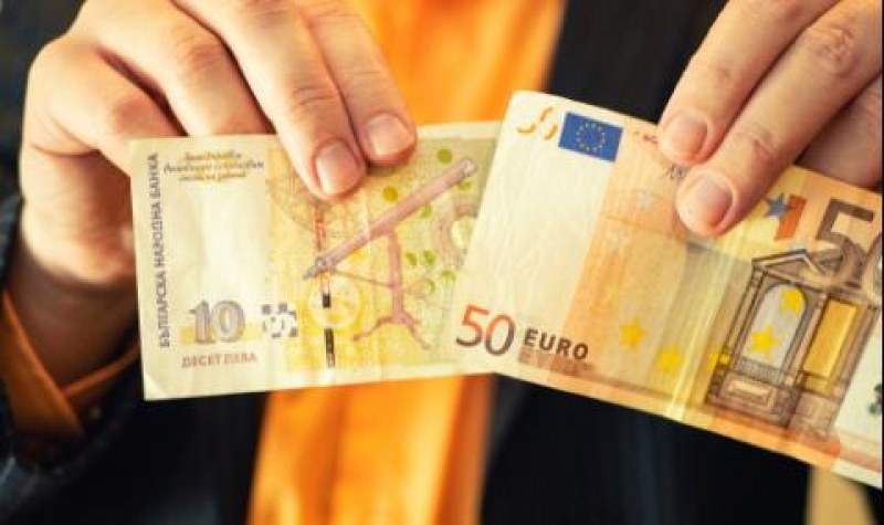 Бизнесът се обяви за директното приемане на еврото, а не паралелното му въвеждане