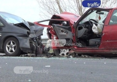 18 годишен шофьор загина при катастрофа тази сутрин на пътя