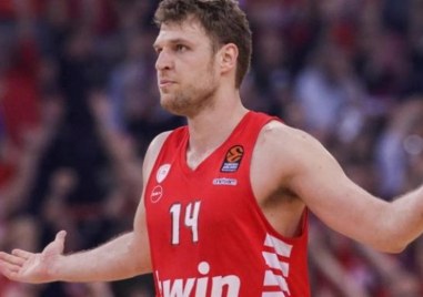 Най добрият български баскетболист Александър Везенков ще играе в НБА