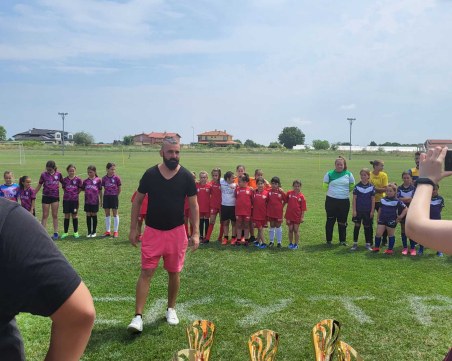 Детски футболен турнир за момичета се проведе в Община „Марица