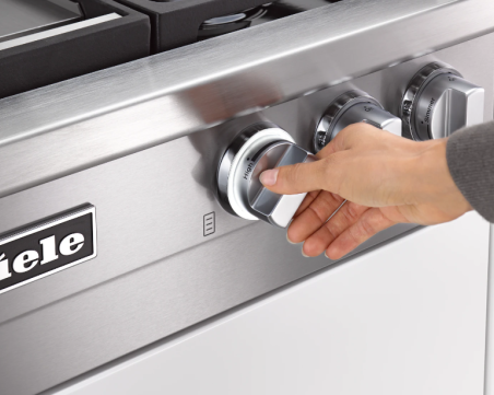 КЗК удари известна марка домакински уреди от висок клас! Глобиха 