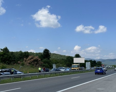 Възстановиха движението по АМ 