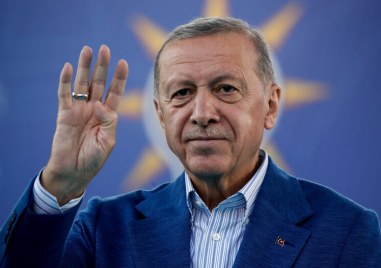 Турция ще продължи да блокира присъединяването на Швеция към НАТО