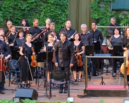 19 събития и фестивали на Античния, и Летния театри и Гребната през юли