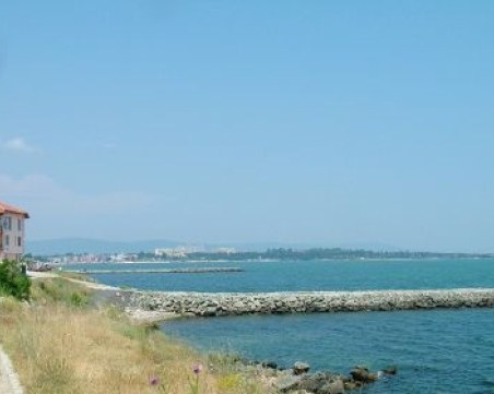 29-годишен се удави след скок от кея в Равда