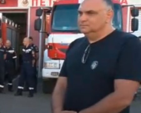 Полицаи и пожарникари на протест: Отново сме забравени