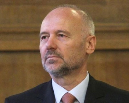 Тагарев: За посещението на Зеленски върви подготовка, съжалявам, че изтече информация