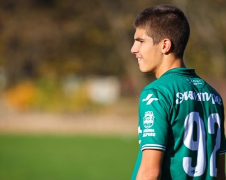 Ботев привлече най-младия футболист, дебютирал в професионалния футбол у нас