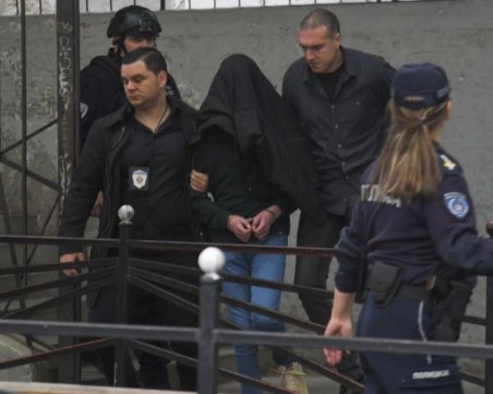 Ученикът убиец от Белград не се разкайва за стореното, искал да обикаля света