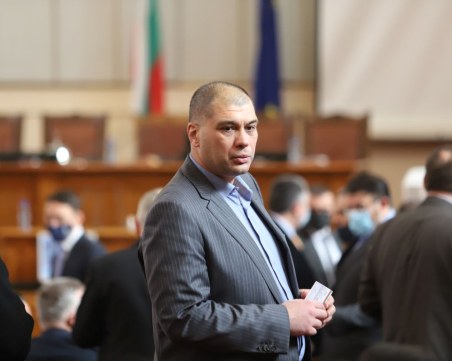 Димитър Аврамов от ДПС също се отказва от имунитета си