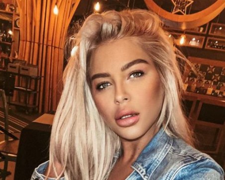 Поп фолк певицата Андреа засне музикален клип на гроба на Иван Вазов, МК започва проверка