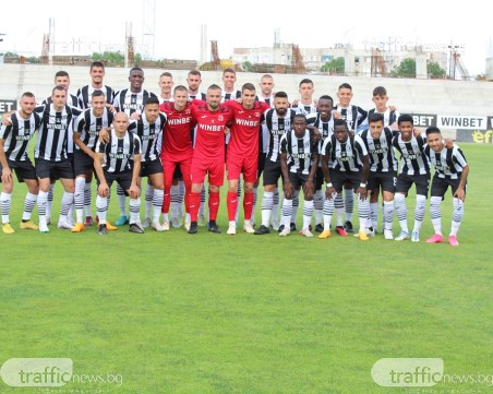 Бурни аплодисменти и скандирания Илко Пиргов, вратарят изигра последния си мач за Локомотив