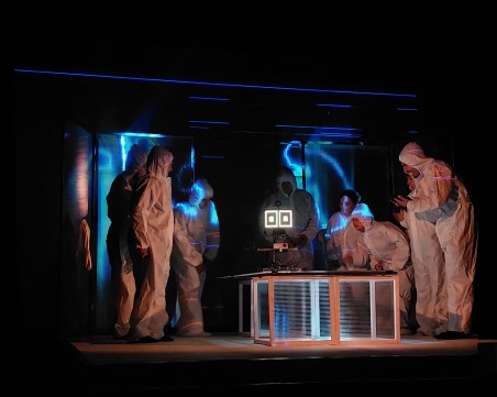 Робот и сензорни технологии правят чудеса в спектакъл на Кукления театър