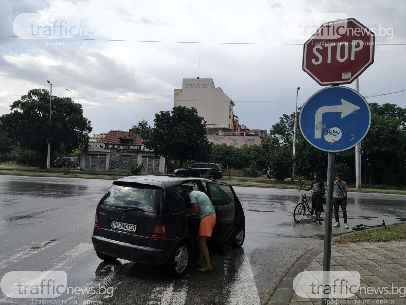 Жена не спря на стоп и блъсна възрастен пешеходец в Пловдив на „зебра”