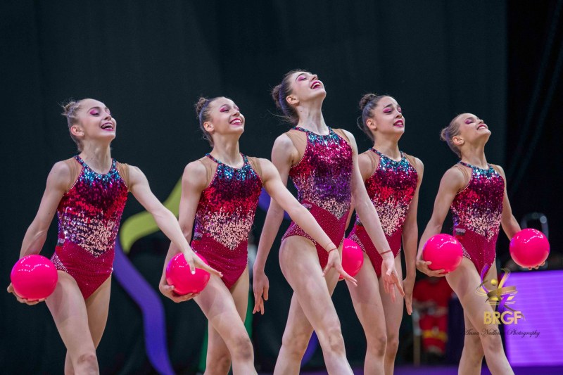 Българският ансамбъл-девойки стана световен шампион в многобоя на първенството по