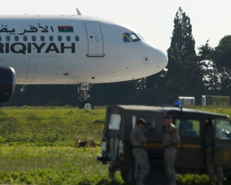 Италия отмени 10-годишна забрана за либийски самолети