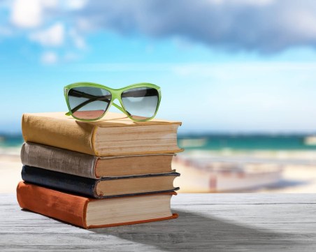 Какво да четем по време на лятната си почивка?