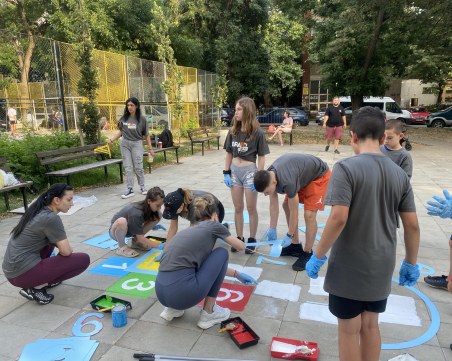 Родители и деца съживиха две спортни площадки в Кършияка и Кючука