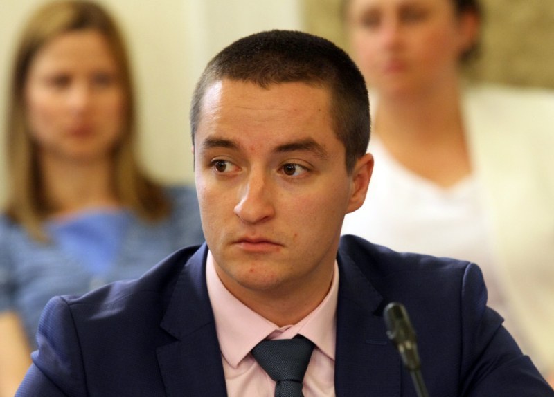 Явор Божанков: Никой президент до Румен Радев не се е опитвал да овладее цялата власт